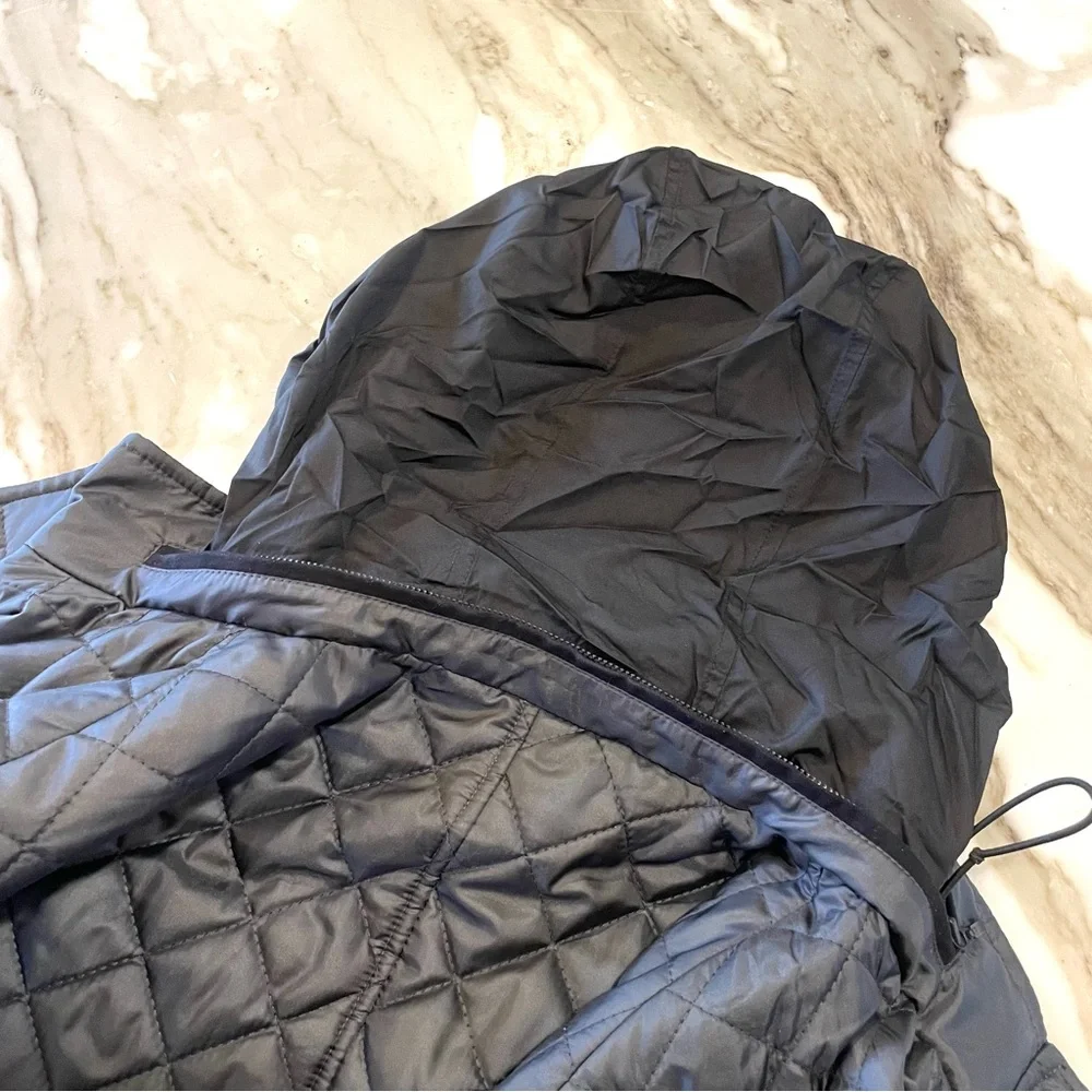 Men’s Lightweight Hooded Quilted Parka Jacket by Cardinal of Canada - Picture 6 of 16